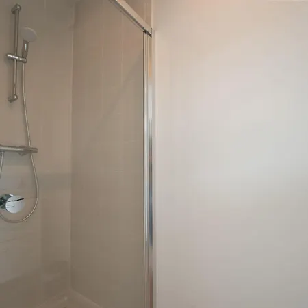 New Dahlia 15 With Parking By Interhome *