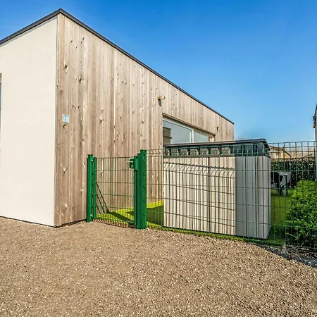 New Dahlia 15 With Parking By Interhome Ferienhaus