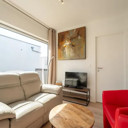 New Dahlia 15 With Parking By Interhome Ferienhaus Bredene